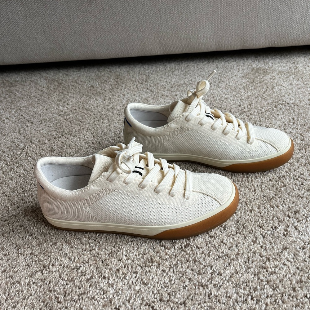 Rothy’s Blonde Lace-up Sneaker